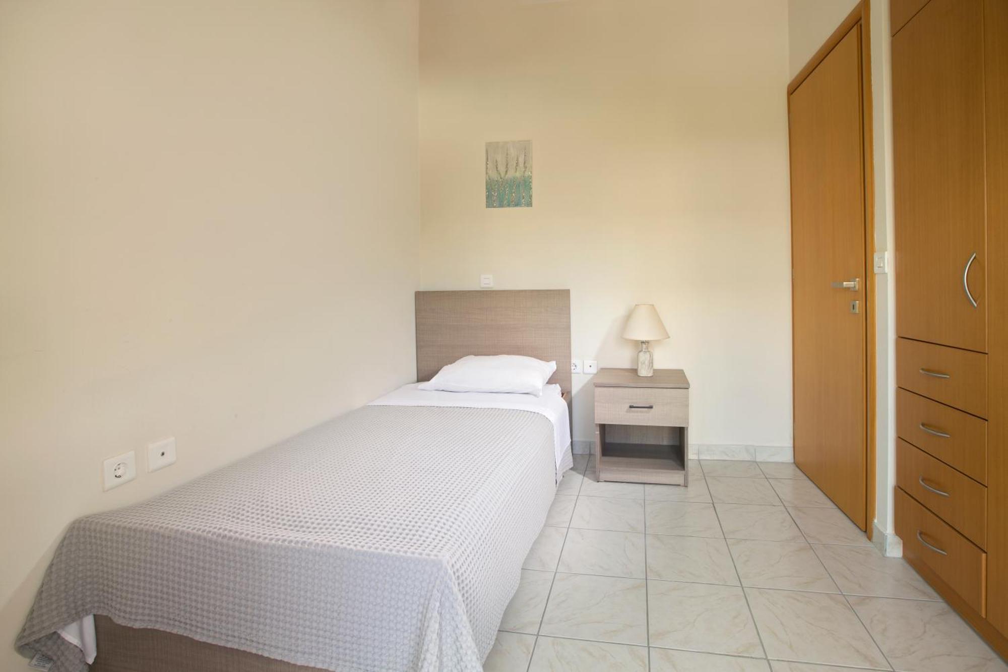 Kostas 2 Apartment Luaran gambar
