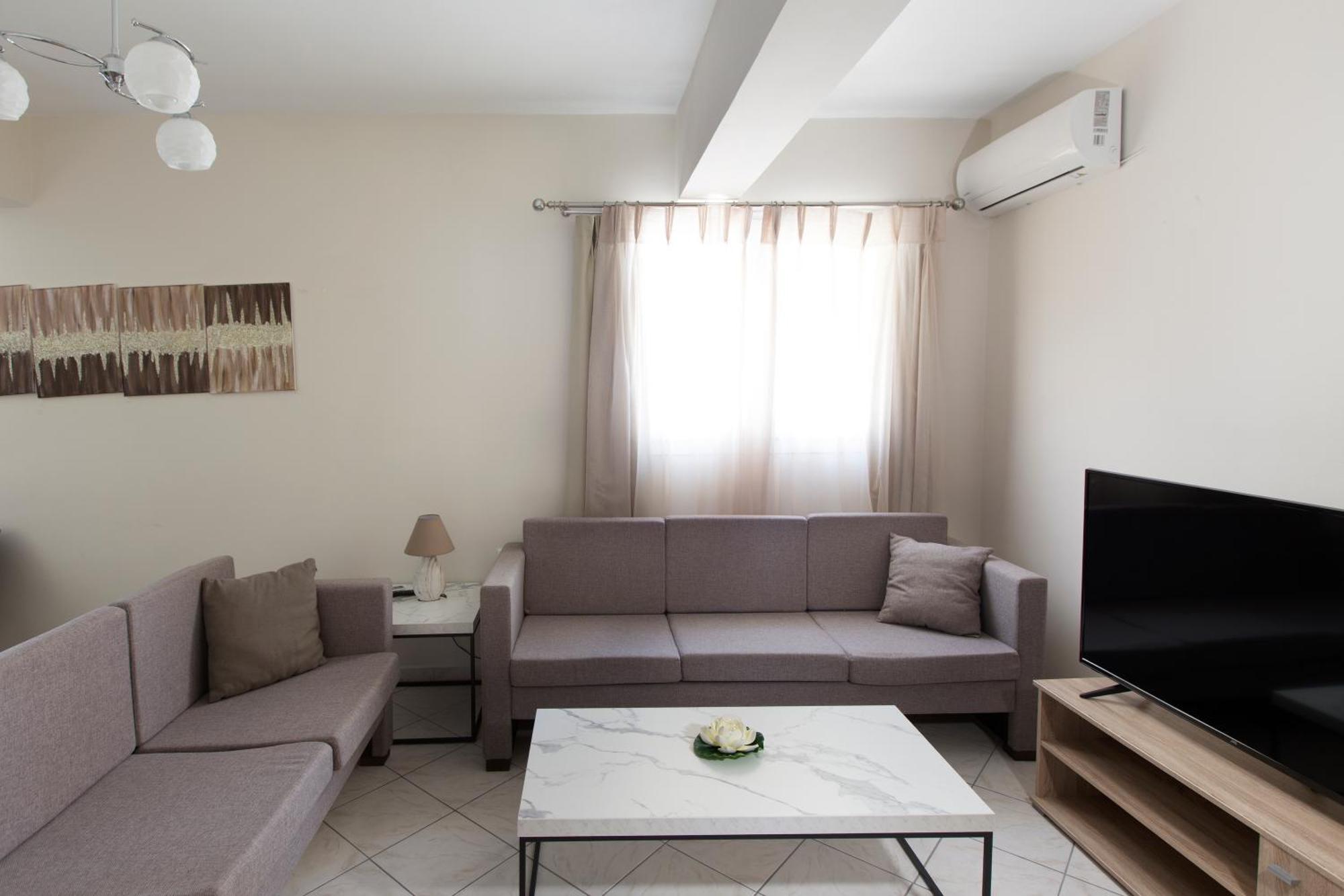 Kostas 2 Apartment Luaran gambar